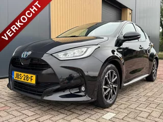 Toyota Yaris 1.5 Hybrid 116pk CVT Dynamic | ACC | Stoelverwarming | Camera | Carplay |