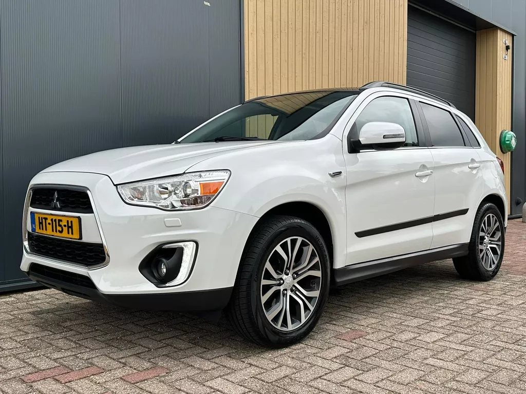 MITSUBISHI Asx 1.6 ClearTec INTENSE+ | PANORAMADAK | TREKHAAK | CRUISE | NAVIGATIE | AIRCO