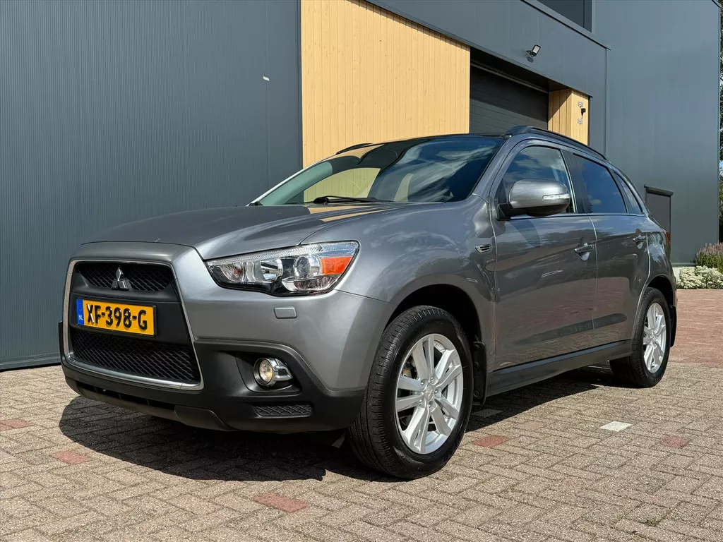 MITSUBISHI Asx 1.6 117pk ClearTec Intense | TREKHAAK | PANORAMADAK | CRUISE | XENON | AIRCO| PDC |