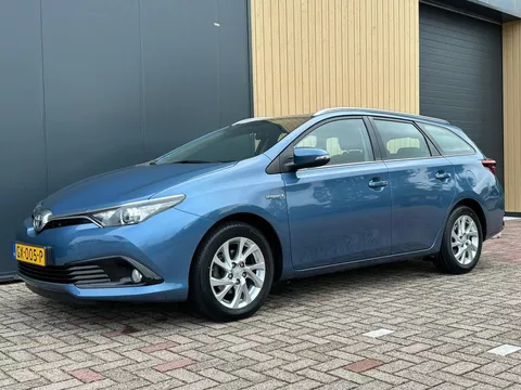 TOYOTA Auris 1.8 Hybrid 136pk CVT Aspiration | CRUISE | AIRCO |