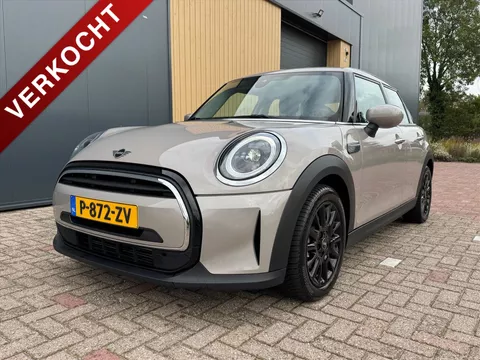 MINI Mini 5-Deurs (f55) 1.5  Aut One Business Edition  | Navigatie | Cruise | Airco | Carplay | NLauto |