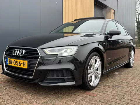 AUDI A3 Sportback 2.0 TFSI 190pk S tronic Sport | NL Auto | Pano | Virtual | Stoelverwarming | Carplay |