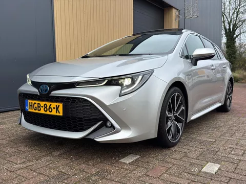 TOYOTA Corolla Touring Sports 2.0 Hybrid Executive | ACC | Schuif/Kanteldak | Stoel/Stuurverwarming | JBL | Camera | Carplay | Sportstoelen | BLIS |