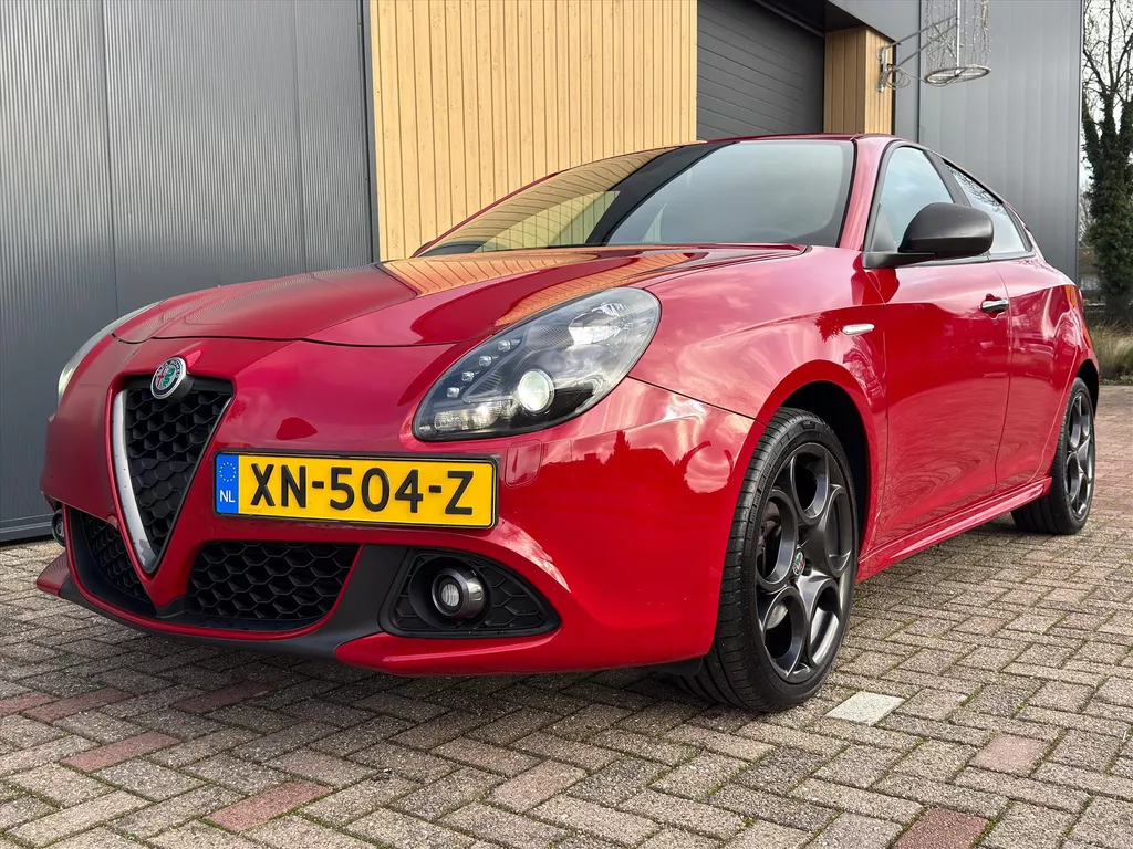 ALFA ROMEO Giulietta 1.4 Turbo 170pk Sprint | Trekhaak | Stoelverwarming | Cruise | Clima | Navi |