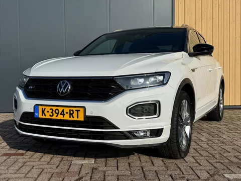 VOLKSWAGEN T-Roc 1.5 TSI 150pk 7-DSG Sport Business R | NL Auto | Trekhaak | ACC | BLIS | Stoelverwarming | Camera | Carplay | Navi |