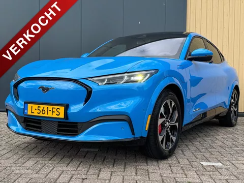 FORD Mustang Mach-E 98kWh AWD First Edition | NL Auto | Trekhaak | Pano | ACC | Stoel/Stuurverwarming | B&O | 360 Camera | Memory |