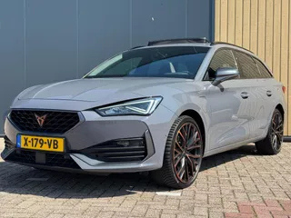 CUPRA Leon Sportstourer 1.4 e-Hybrid 245pk DSG | SOH 92% | Pano | ACC | Stoel/Stuurverwarming | Camera | Carplay |