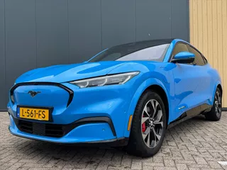 FORD Mustang Mach-E 98kWh AWD First Edition | NL Auto | Trekhaak | Pano | ACC | Stoel/Stuurverwarming | B&O | 360 Camera | Memory |