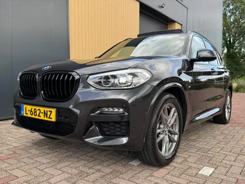 BMW X3 (g01) xDrive30i 252pk M Sport High Executive | Pano | Memory | HUD | Camera |