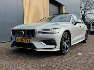 VOLVO V60 T6 Twin Engine 340pk AWD Geartronic Inscription | Sportpakket | NL Auto | ACC | Pano | Stoel/stuurverwarming | Memory | 360 Camera | Carplay |
