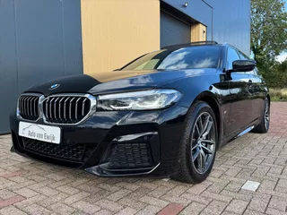 BMW 5-Serie Touring (g31) 530i 252pk xDrive Business Edition M-Sport | Pano | HUD | Stoelverwarming | Camera | HIFI |