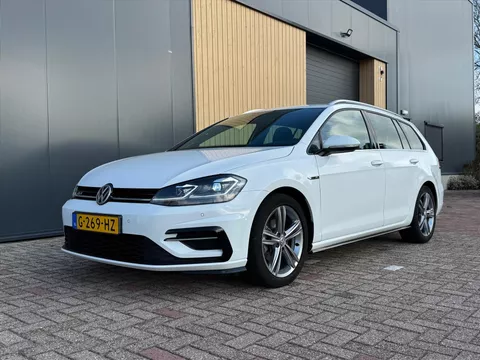 VOLKSWAGEN Golf Variant 1.5 TSI 150pk Highline Business R | Adaptive Cruise | Dynaudio | Carplay | NL Auto |