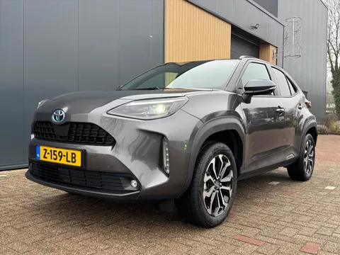 Toyota Yaris Cross 1.5 Hybrid AWD DYNAMIC PLUS| ACC | Camera | Stuur/Stoelverwarming | HUD | Carplay | Navi |