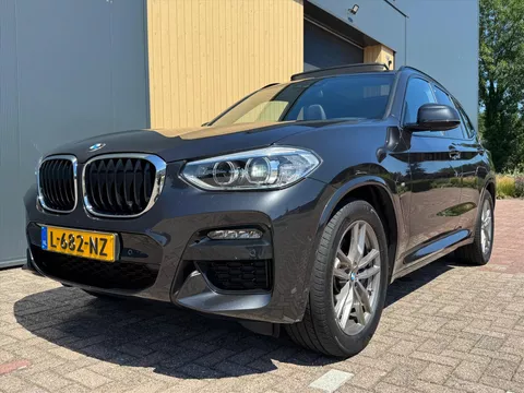 BMW X3 (g01) xDrive30i 252pk M Sport High Executive | Pano | Memory | HUD | Camera |